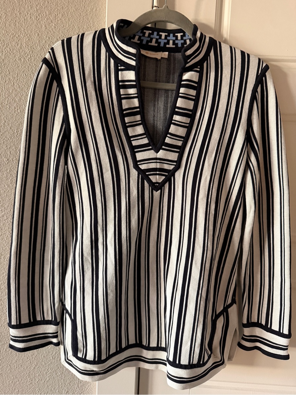 Tory Birch Gina Tunic Black and White Striped Cotton V-neck Top size Small - Picture 5 of 8
